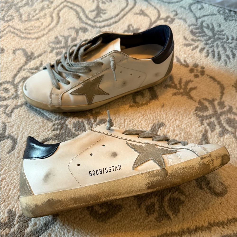 Women’s Golden Goose sneakers